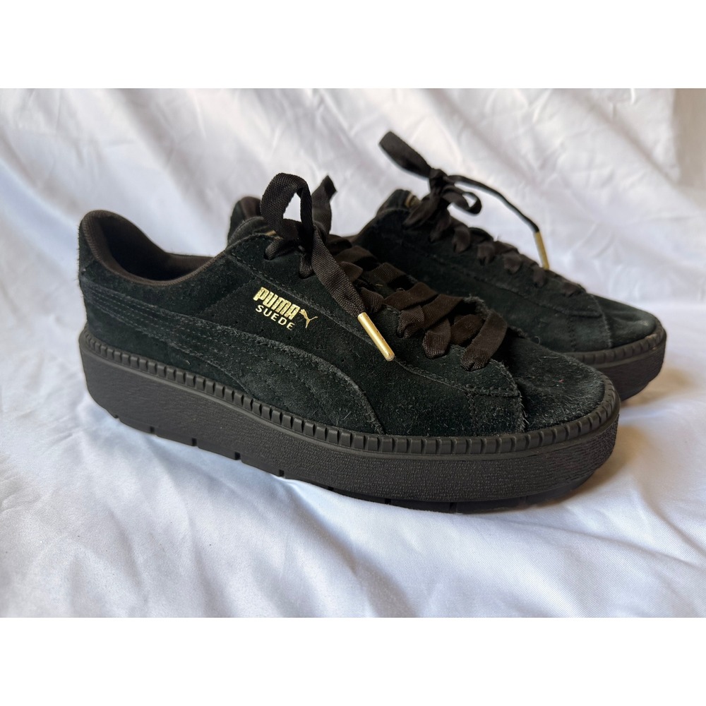 Puma Suede Platform Trace Black Gold Suede Low Top Sneakers Cleated Sole